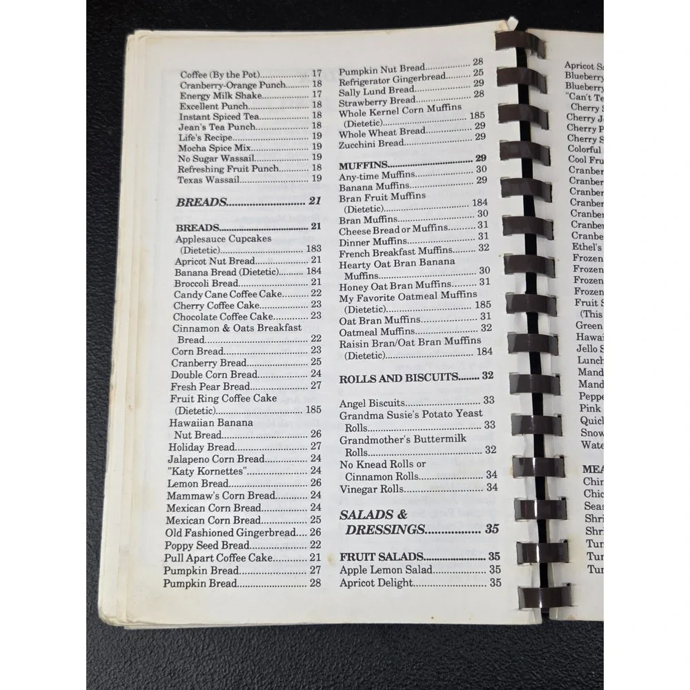 Meadowbrook United Methodist‎ Church Cookbook North Carolina ? 1990